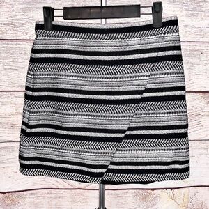 J Crew Factory Black and White Faux Wrap Mini Skirt Size 00